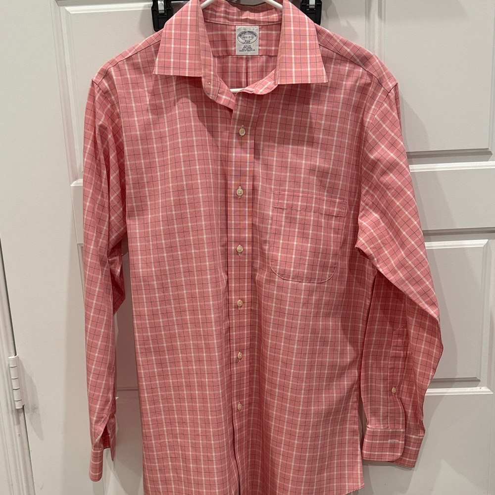 Slim Fit Brooks brothers Men's Pink Plaid Shirt size 15.5 x 32/33
